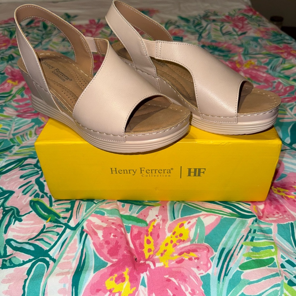 Henry Ferrera Women's Beige Wedge Sandals